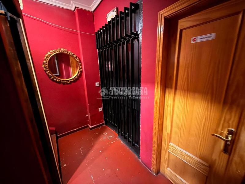 Foto 4917a04b-5fca-433b-90b2-0c214cdb20f5. Local comercial a Aluche Madrid