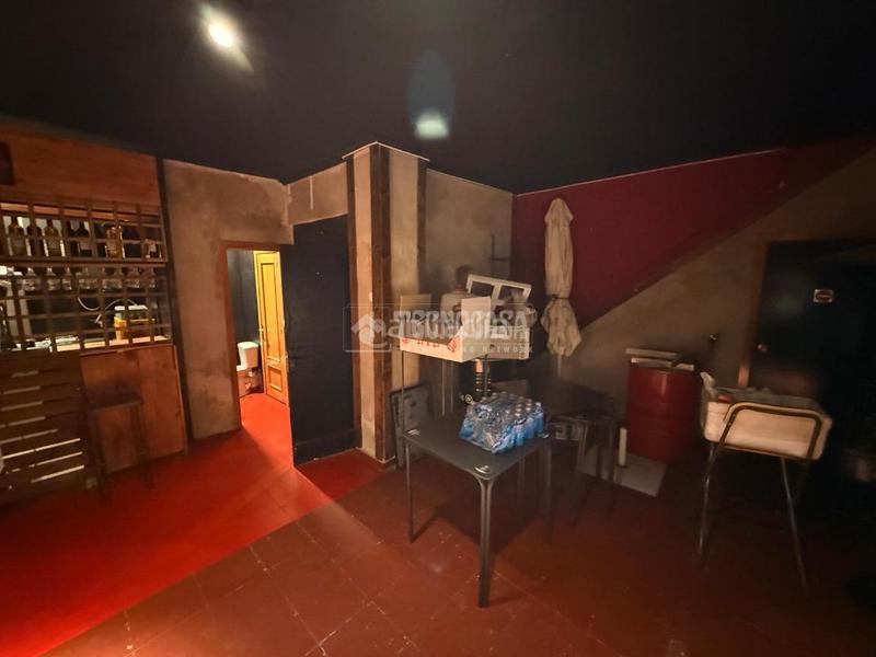 Foto a38c5243-9b5b-4461-9eb5-8dee8eedcf9d. Local comercial a Aluche Madrid