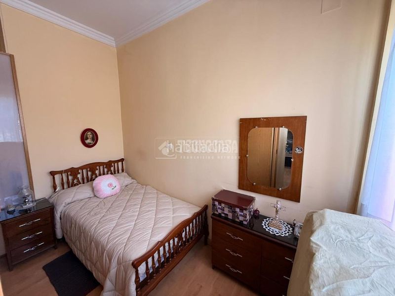 Foto 8c29c660-3966-4205-ac97-22063102e419. Estudi a Aluche Madrid