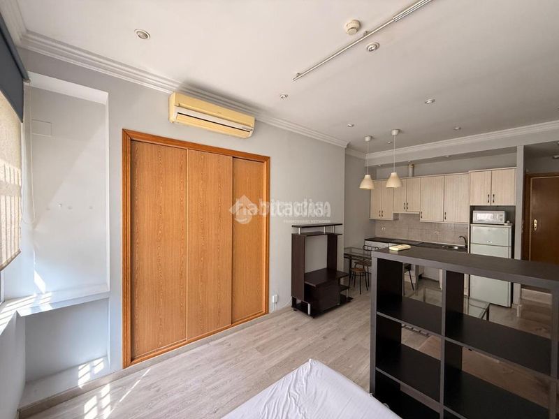 Foto 0d5eff84-c17f-4c96-a6d8-091bddeee50a. Estudi a Aluche Madrid