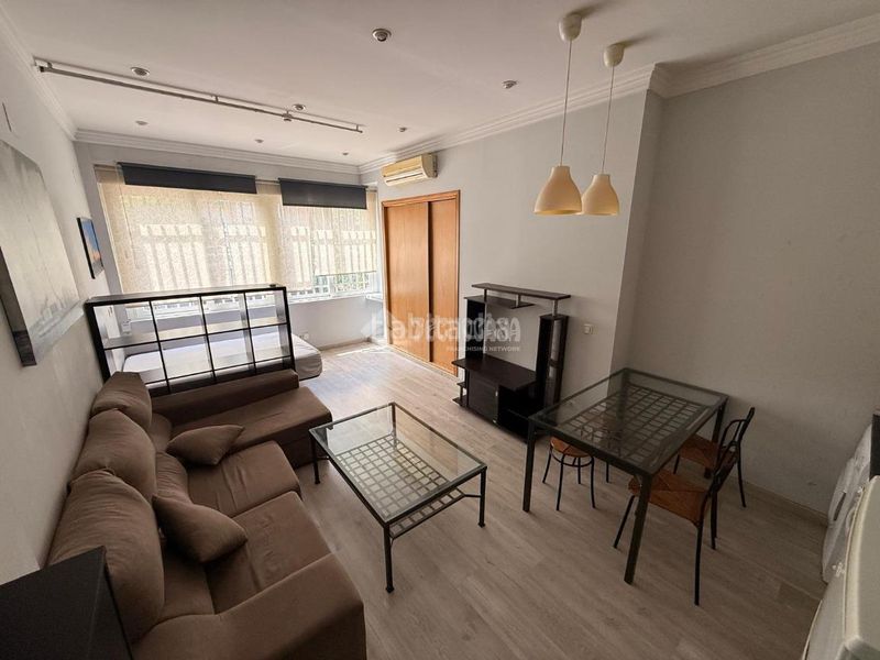 Foto f8c9a020-02db-4216-8769-c29218050855. Estudi a Aluche Madrid