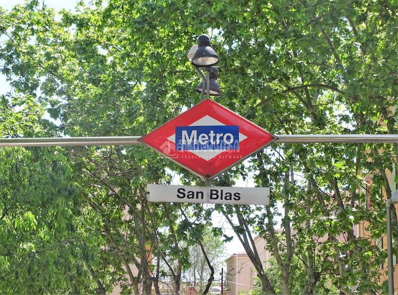Foto 81afe928-e393-4969-b2d0-24876b3d2f61. Local comercial  en venta en Rosas - Musas Madrid