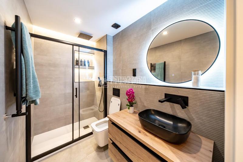 Foto 64692f28-5f17-4b1a-903d-104d2bb3cf57. Piso  en venta en Cuatro Caminos - Azca Madrid