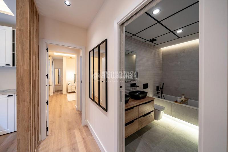 Foto 896033e9-53e1-4d85-adc2-018783715adc. Piso  en venta en Cuatro Caminos - Azca Madrid