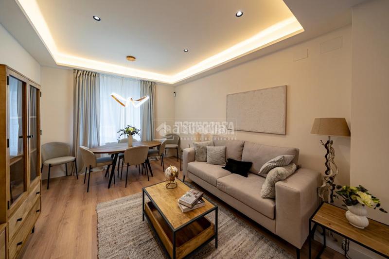 Foto c79a9526-6444-40ef-8f9c-0572ac62c526. Piso  en venta en Cuatro Caminos - Azca Madrid
