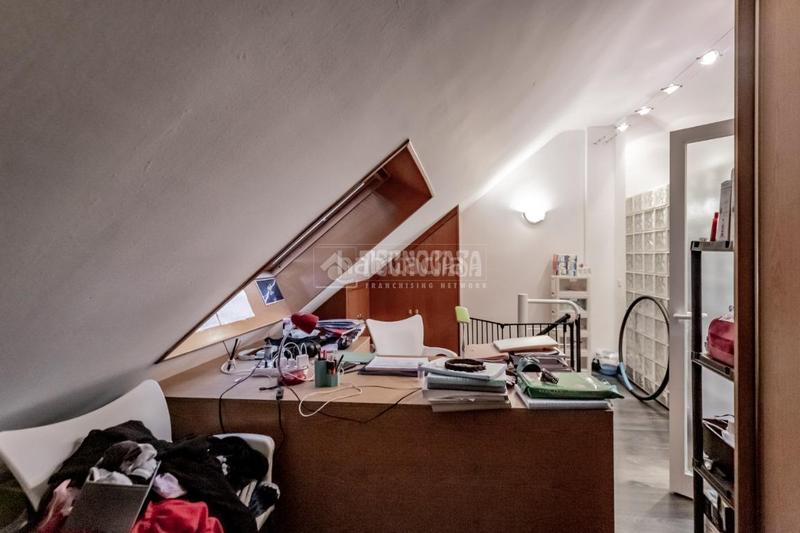 Foto 453314b6-bf31-49d2-b5a6-9cbd37a9edaf. Dúplex piso en venta en Berruguete Madrid