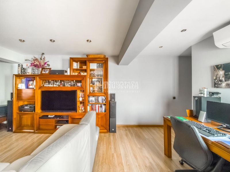 Foto d3e09aca-dc29-4b51-b6be-25345ae0f7df. Pis amb calefacció a Berruguete Madrid