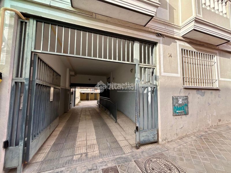 Foto 53db68ab-e571-443b-90b7-628b75c46d70. Pis amb aparcament a Berruguete Madrid