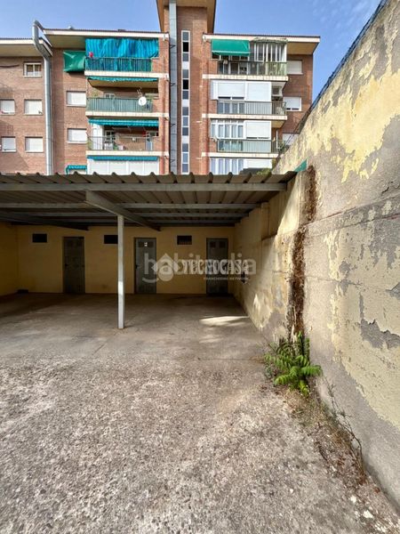 Foto c3a5e6f1-a81f-40ed-aba2-d9383cffe2e1. Pis amb aparcament a Berruguete Madrid