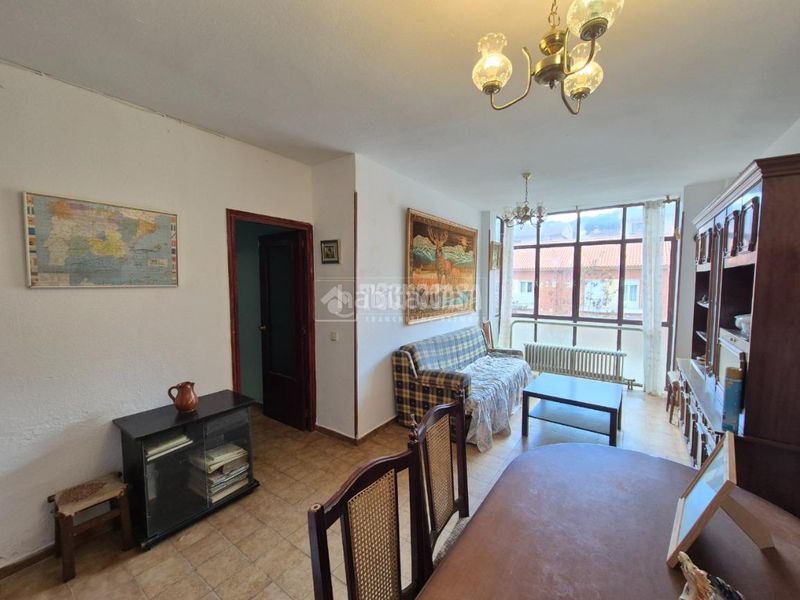 Foto 80605a6a-5dcd-487c-8bb3-de0bc6833ffe. Pis amb calefacció a Sigüenza