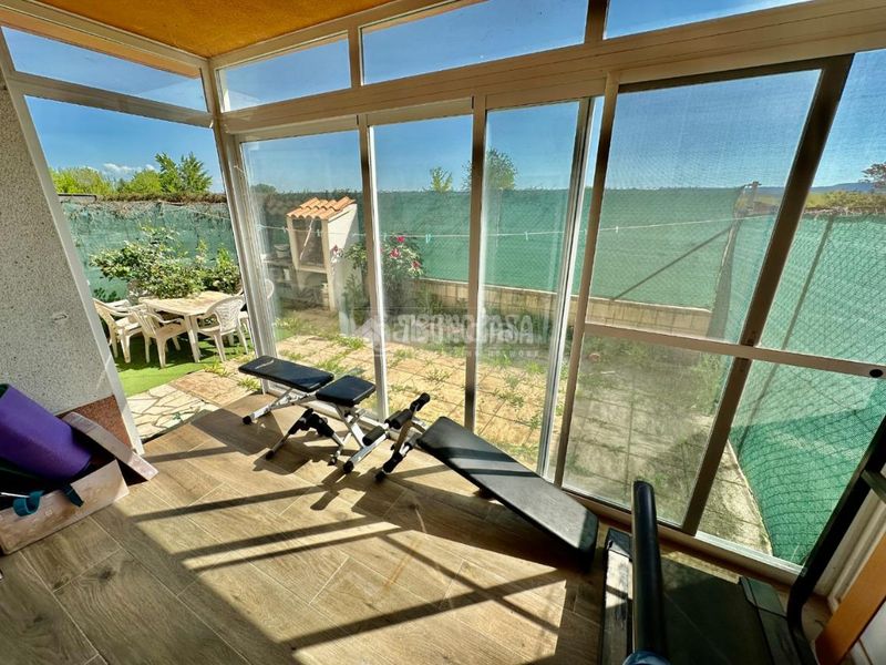 Foto 5fe60a68-8fbe-4142-ad14-819540245979. Casa aparellada amb calefacció aparcament a Fontanar