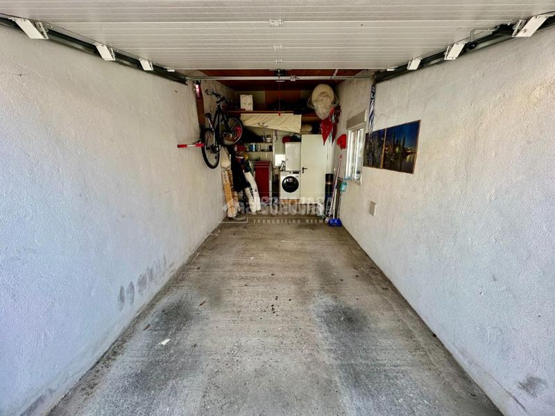 Foto 85d4c6ef-1e30-4ce6-abab-a2c1ada59b3f. Casa aparellada amb calefacció aparcament a Fontanar