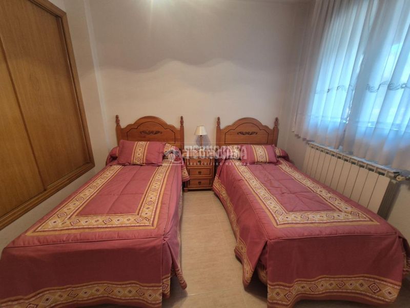 Foto 07cf2e1e-36a2-496e-95f7-56e913d858fd. Pis amb calefacció aparcament a Sigüenza