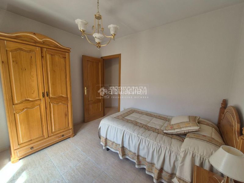 Foto 53b62164-7d77-43d6-9d16-d871dcccc278. Pis amb calefacció aparcament a Sigüenza