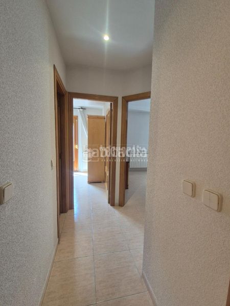 Foto 7162cc81-9ecd-4d4d-b789-7447bb19194b. Pis amb calefacció aparcament a Sigüenza