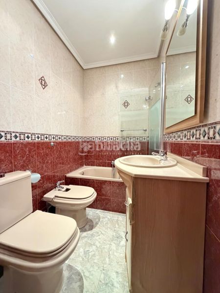 Foto dbac6f76-bff1-49da-95c4-7430023dd800. Piso  en venta en Marchamalo