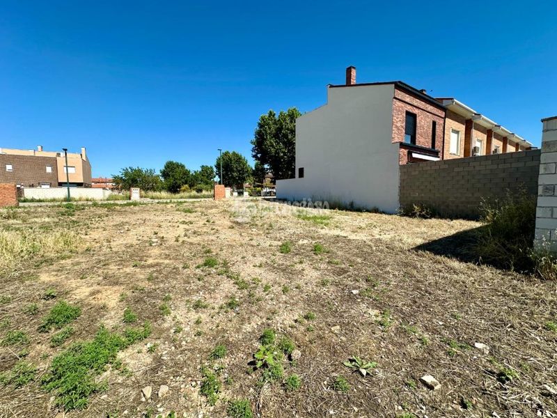 Foto 09b56224-f0e8-4720-8c6a-89e82a1d91d7. Terreny residencial a Marchamalo