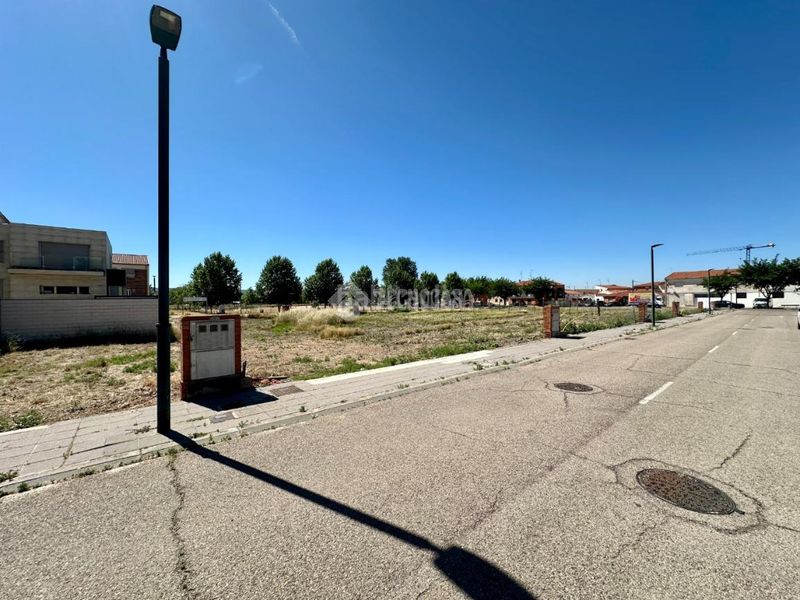 Foto 53c572e2-2bf8-4284-88bd-7d3804a94d52. Terreny residencial a Marchamalo