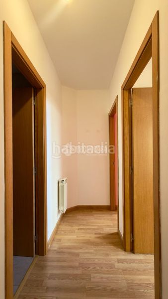 Foto c3ebcd24-428e-40d4-abdf-3ab74cc5492b. Pis a Marchamalo