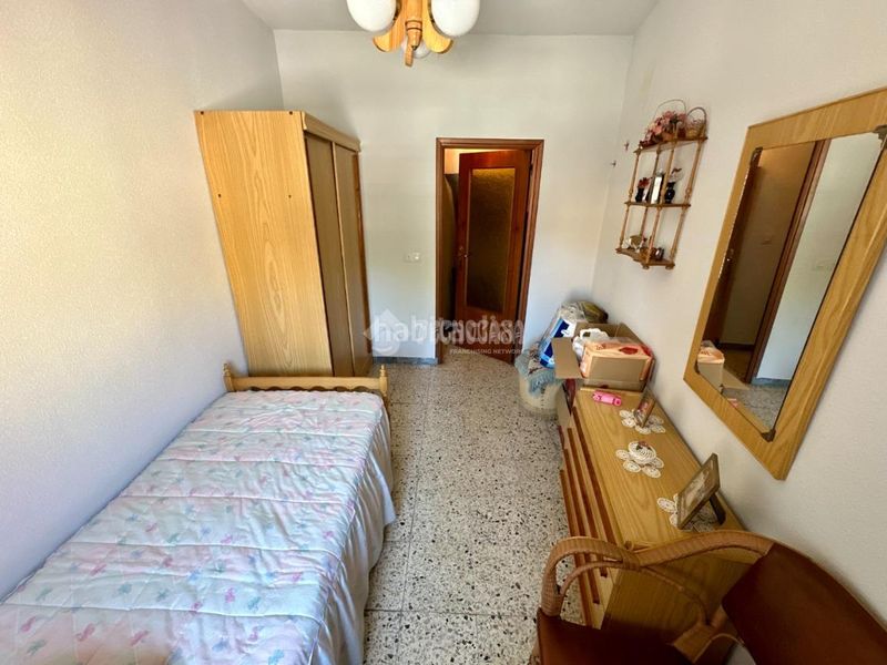 Foto a65deee6-e561-46f7-a174-708c7b5f0b65. Casa aparellada amb calefacció a Marchamalo