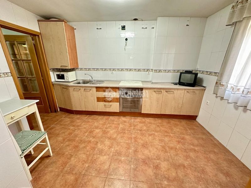 Foto b26bdf36-900f-4082-9ef6-210858888f21. Casa aparellada amb calefacció a Marchamalo
