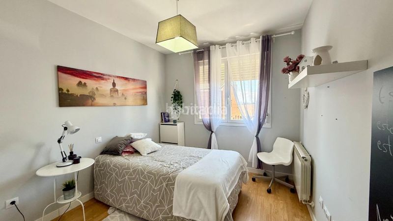 Foto 83e33fdc-e9e9-4f37-8868-dd63967670ac. Casa aparellada a Marchamalo
