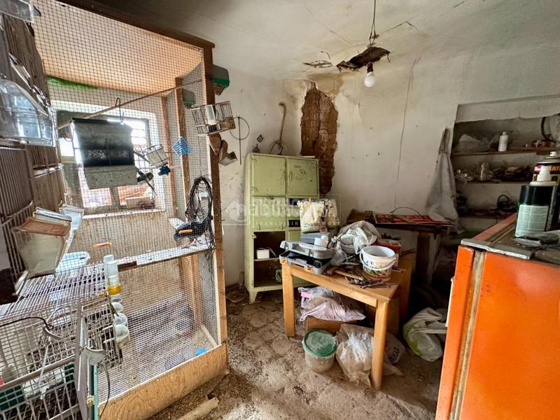 Foto 25f56f5c-6c72-4cb7-b9fd-07c4724ce417. Casa aparellada amb aparcament a Marchamalo