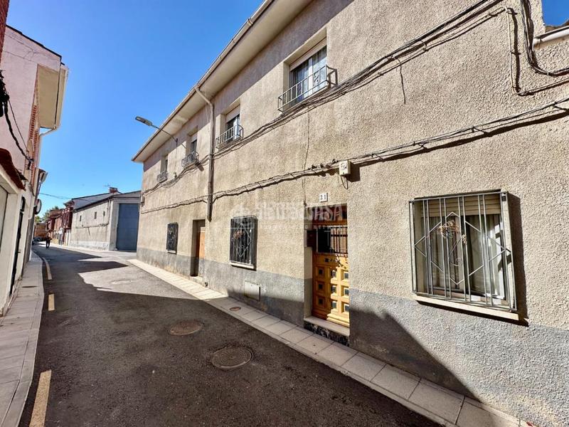 Foto 19e1afc1-eb05-4ccd-ac66-d2e55657f7a8. Casa pareada casa en venta en Marchamalo