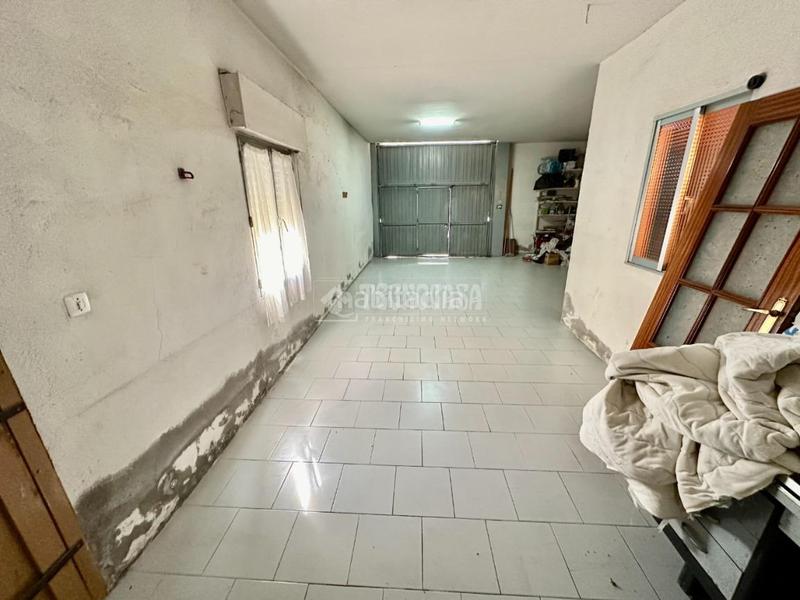 Foto 365e43ac-cd60-4389-8568-c30b36262c46. Casa pareada casa en venta en Marchamalo