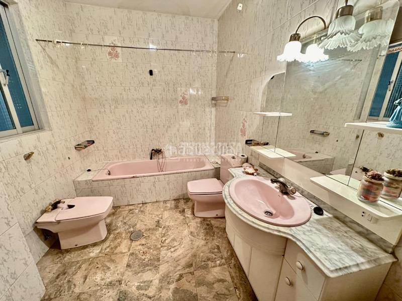 Foto 96b5a6cf-d62c-400c-87aa-50ec8c958fbf. Casa pareada casa en venta en Marchamalo