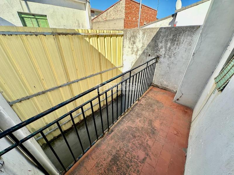 Foto abf01ecb-1b7b-4b9f-8172-cb25b2b9bfbb. Casa pareada casa en venta en Marchamalo