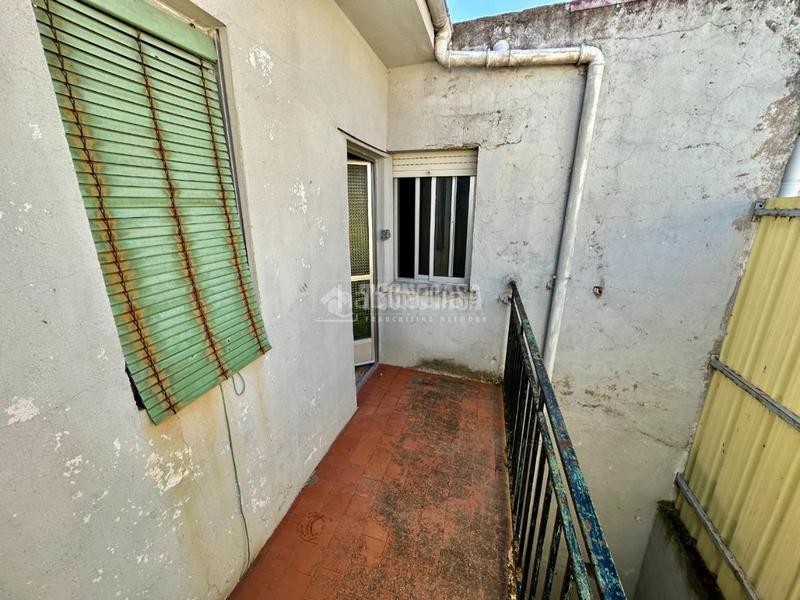 Foto e1d06dc9-fb86-4c3c-8864-6d356bcfc34b. Casa pareada casa en venta en Marchamalo