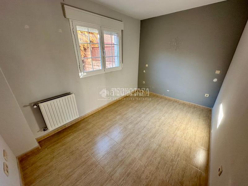 Foto 5240a16d-f6d7-4547-8bdf-bd3bd2640e59. Maison jumelée avec chauffage parking dans Fontanar