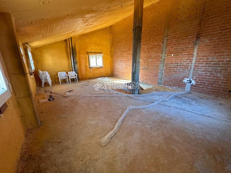 Foto 592c46aa-82c8-4180-802d-d2b0ced876f7. Maison jumelée avec chauffage parking dans Fontanar