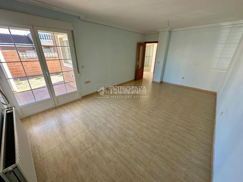 Foto 5f7d3f3e-164d-4fa2-9f96-dfaa3b970021. Maison jumelée avec chauffage parking dans Fontanar