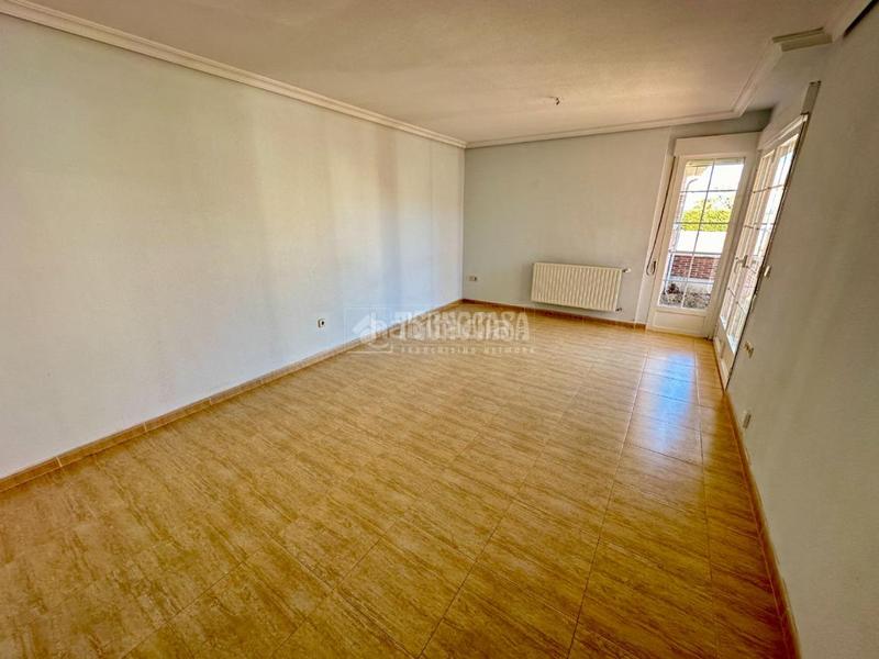 Foto 82eef984-9ea5-4e9e-986b-33a5a5fa5866. Maison jumelée avec chauffage parking dans Fontanar