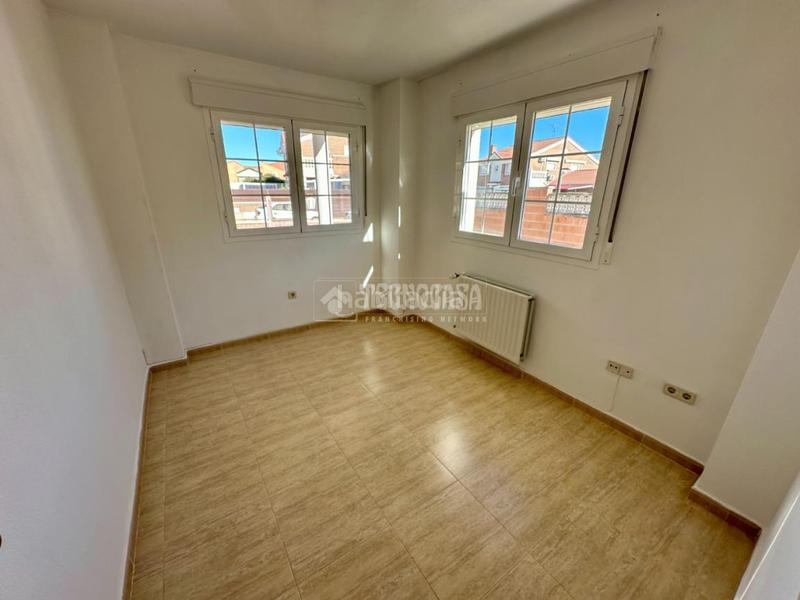 Foto bbe4af5c-fa94-497e-bc2b-ccc936c199db. Maison jumelée avec chauffage parking dans Fontanar