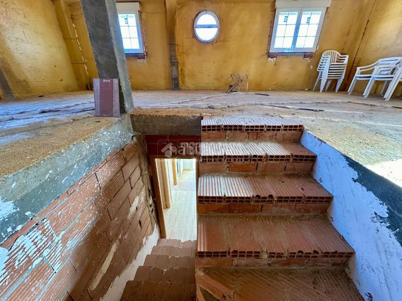 Foto d07d12b7-5f6e-49ec-873f-128ba778a6e9. Maison jumelée avec chauffage parking dans Fontanar