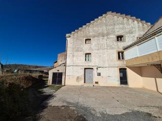 Local Comercial en Sigenza. Nave en venta en sigenza
