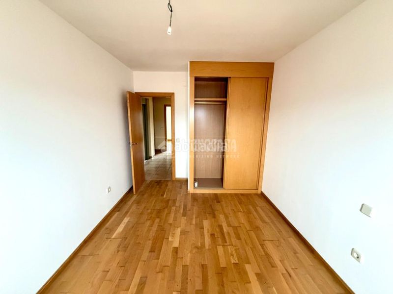 Foto 0da1fd1e-6498-47ba-92f8-683d38347737. Casa aparellada amb calefacció a Sigüenza