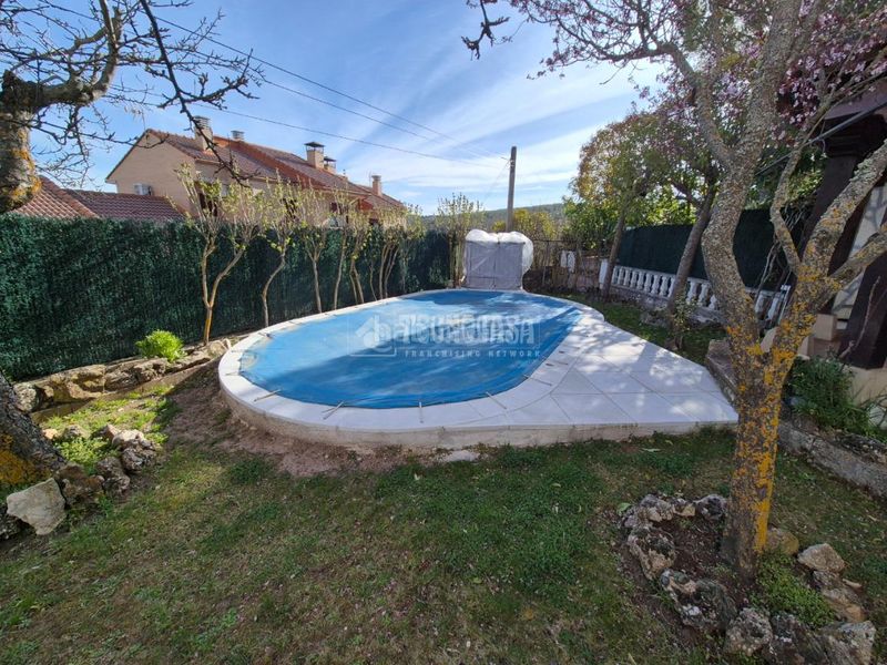 Foto b562df0e-a73f-4be0-bfdc-17b02435fa60. Casa amb calefacció aparcament piscina a Sigüenza