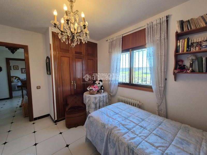 Foto ea0028b1-798a-41a7-ba5d-d4ad7f09123d. Casa amb calefacció aparcament piscina a Sigüenza