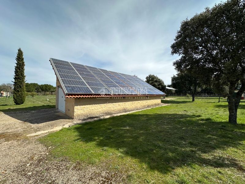 Foto 68f39dc3-3021-49db-a3a5-bc07e1a740be. Masia amb calefacció aparcament piscina a Málaga del Fresno