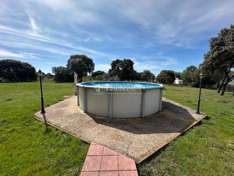 Foto 9754ec20-1381-44ac-8cfe-73e19627b02c. Masia amb calefacció aparcament piscina a Málaga del Fresno