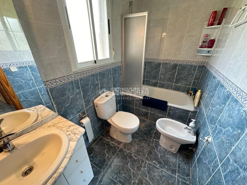 Foto a1bcc891-bd0b-4c20-ad13-36805cf2d14c. Masia amb calefacció aparcament piscina a Málaga del Fresno