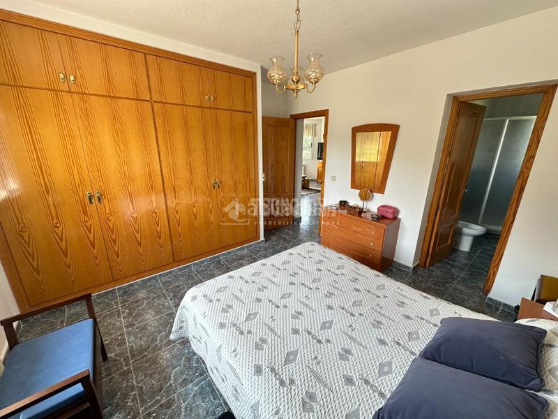 Foto ba191e58-b367-49e1-a86d-ebef1e13ab01. Masia amb calefacció aparcament piscina a Málaga del Fresno