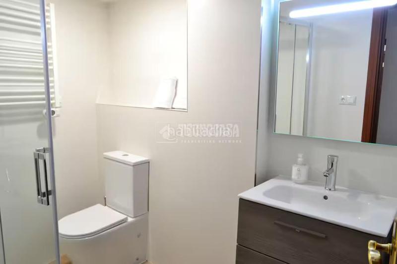 Foto 2964b33f-609f-43e0-9f4c-d7d867c3389a. Piso  en venta en San Fermín Madrid