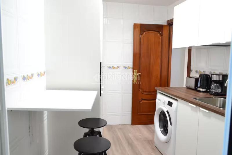 Foto 7ec3d6ed-fda7-4933-a049-2982ee5be4af. Piso  en venta en San Fermín Madrid