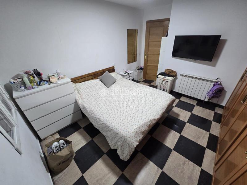 Foto 0024a64a-275e-4aec-974c-4a728261ddf0. Piso  en venta en San Fermín Madrid