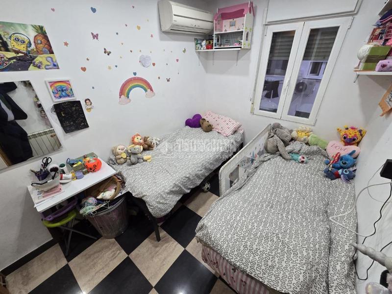 Foto 20c4530f-f310-4b19-8dfb-8c9dceb935f5. Piso  en venta en San Fermín Madrid